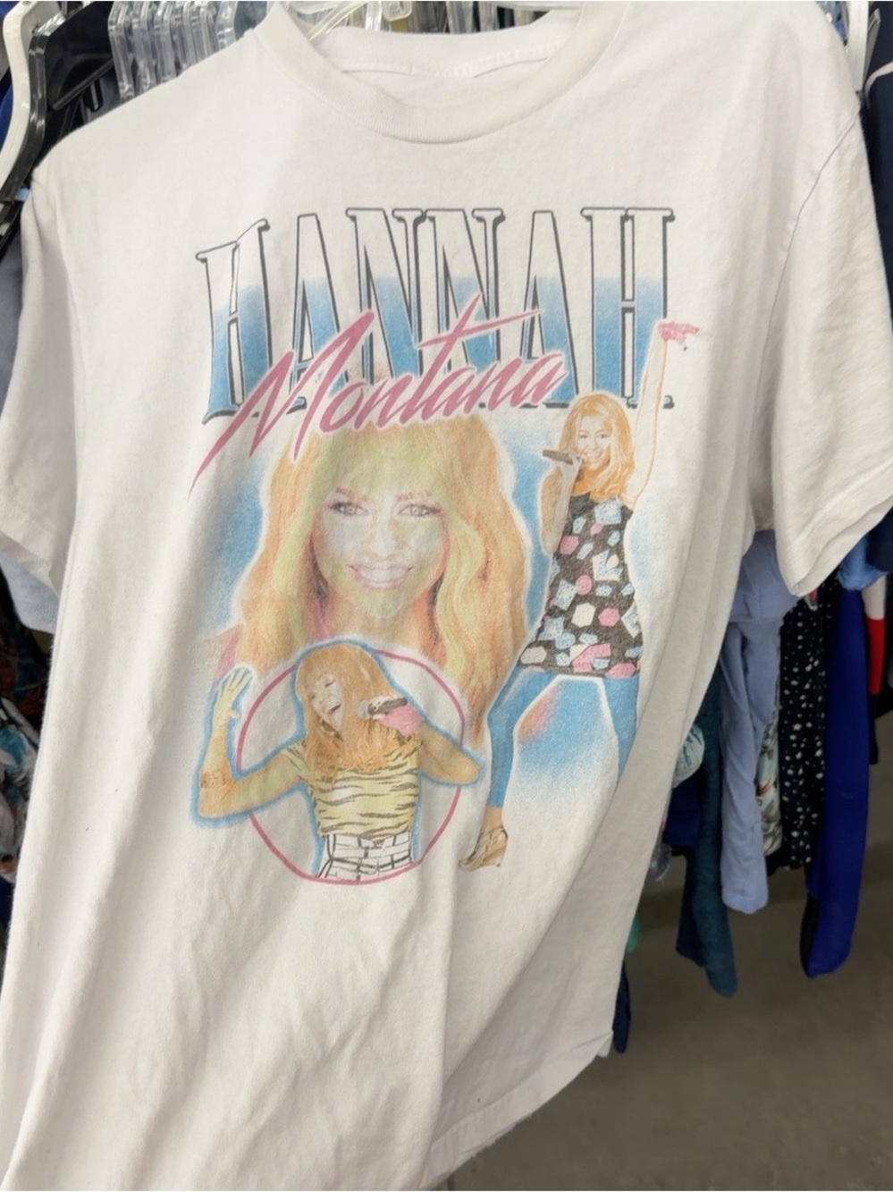 VINTAGE Hannah Montana Graphic Tee - Picture 3 of 3